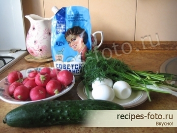 Салат из редиса, огурца и яиц