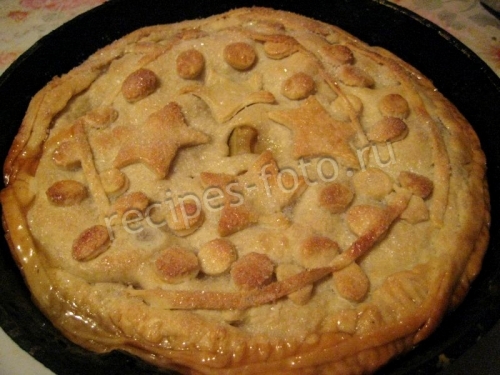 Американский пирог с яблоками и карамелью