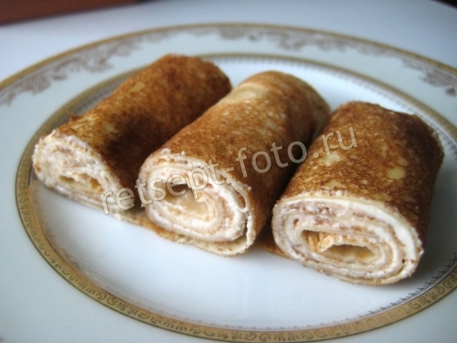 Блины с икрой минтая и плавленым сыром