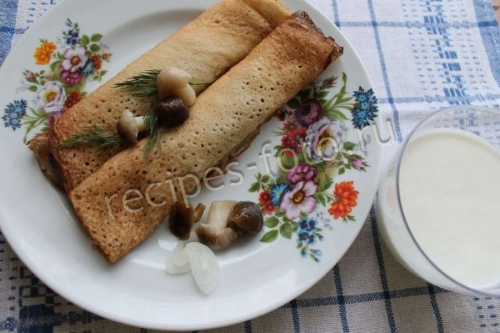 Блины с капустой и грибами на кефире