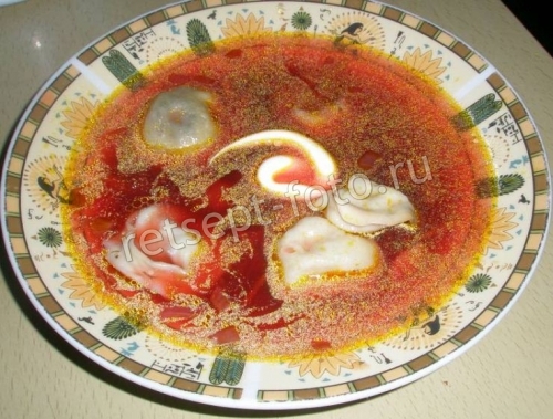 Борщ с грибными ушками