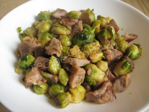 Брюссельская капуста с мясом