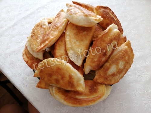 Чебуреки с картошкой (заварное тесто)