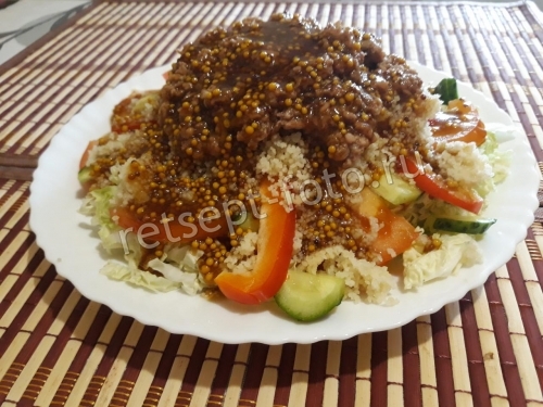 Салат с кускусом и тунцом