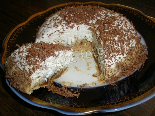 Диетический десерт из творога с финиками