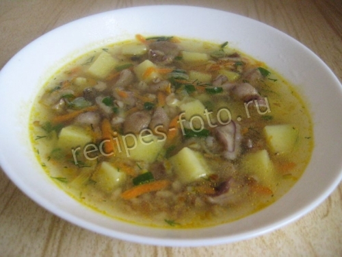 Грибной суп с перловкой и картошкой