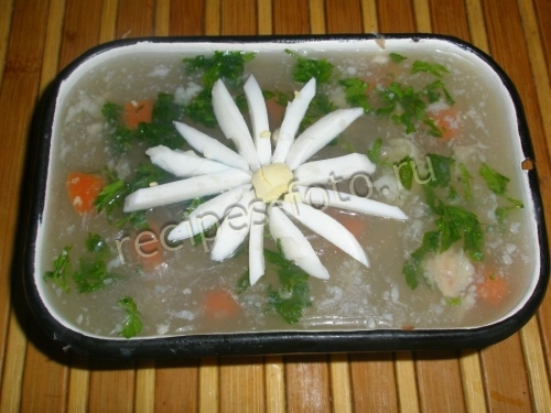 Холодец из куриных лап и говядины без желатина