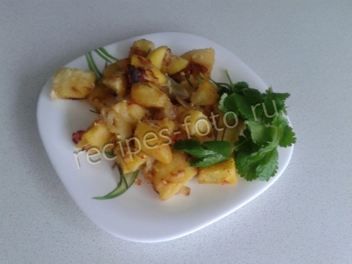 Картофель с розмарином и чесноком запеченный в духовке