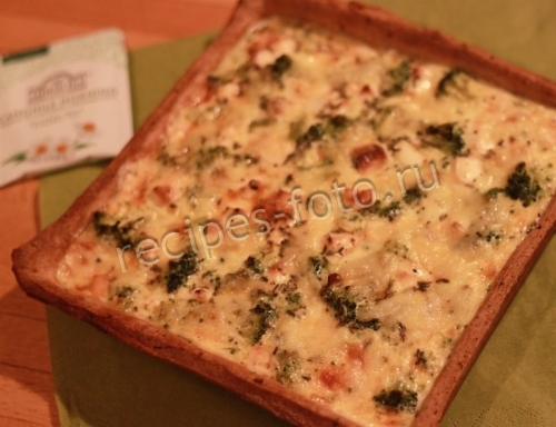 Киш с брокколи и сыром Фета