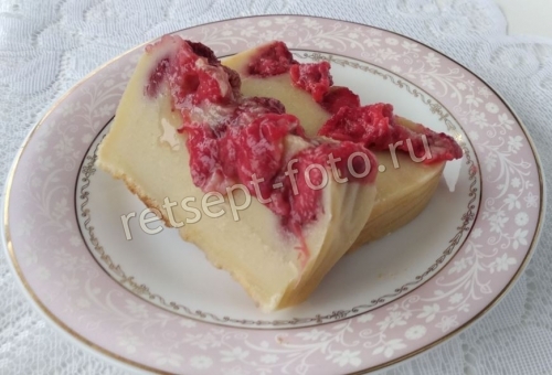 Клафути с клубникой