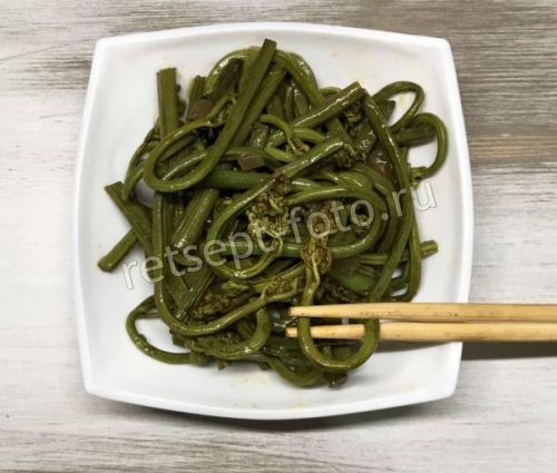 Корейская закуска из папоротника
