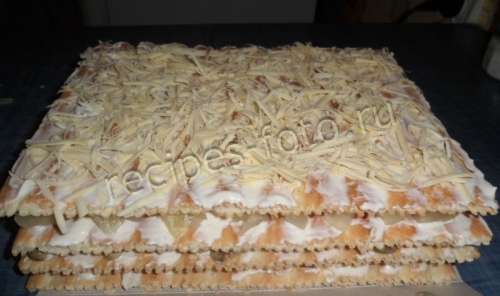 Коржи "Наполеон" с курицей и грибами