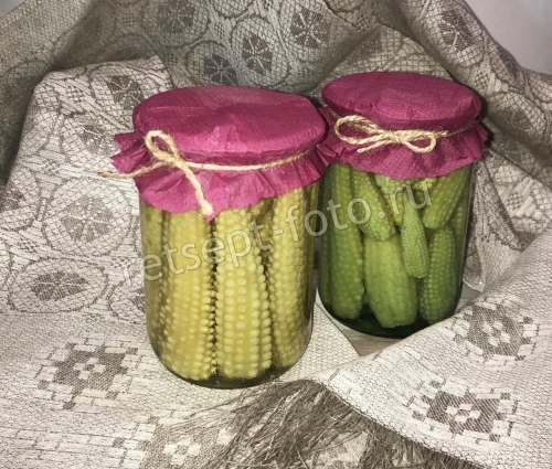 Кукуруза консервированная в початках