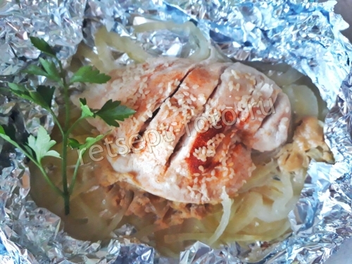 Куриное филе с кунжутом в духовке