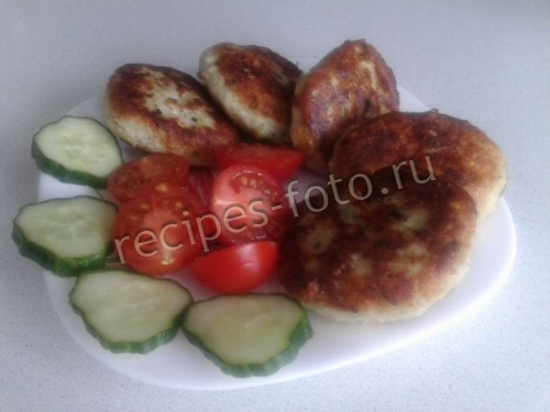 Куриные котлеты из грудок с петрушкой