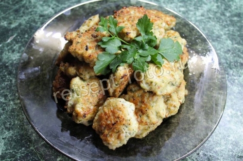 Куриные котлеты с манкой