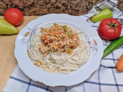 Лапша с курицей и овощами детям от 2-х лет