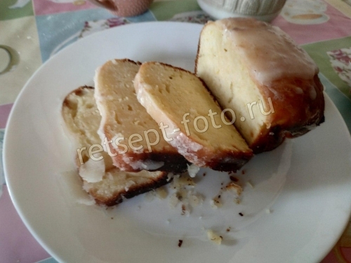 Лимонный кекс с глазурью