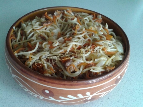 Макароны по-флотски с тушенкой