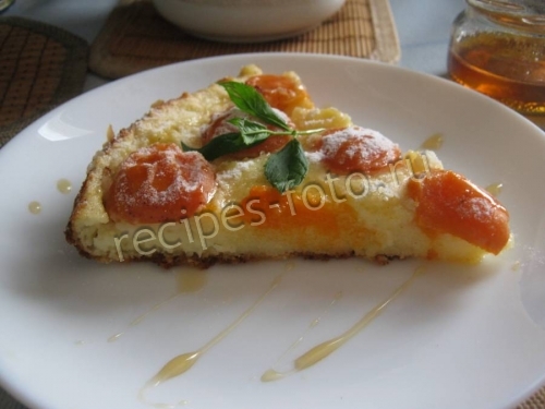 Манник на молоке с абрикосами