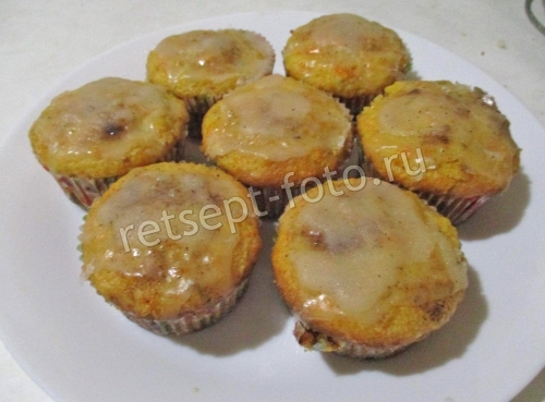 Морковные кексы с грецкими орехами и цедрой