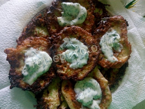 Оладьи из кабачков с сыром и майонезом