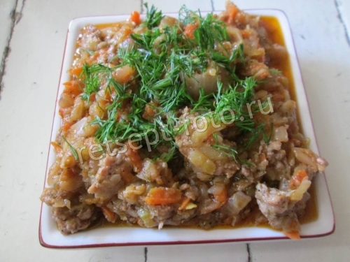 Овощное рагу с фаршем и кабачком
