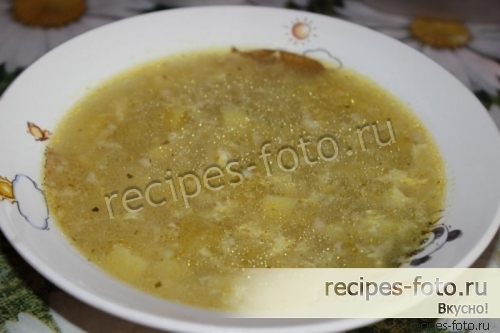 Простой суп с яйцом и вермишелью