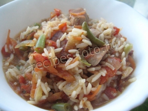 Рис с замороженными овощами и мясом