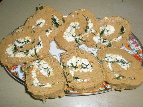 Рулет из печени со сливочным маслом