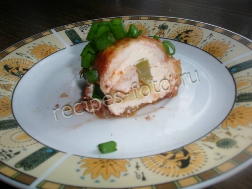 Рулетики из кабачков с курицей и сыром