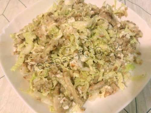 Салат из гречки с мясом и капустой