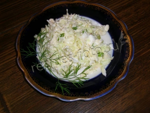 Салат из цветной капусты с огурцами и яйцом