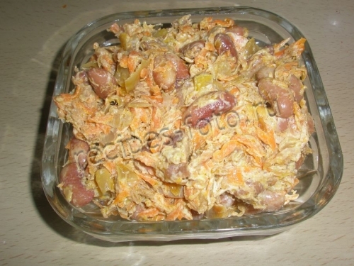 Салат с фасолью и курицей