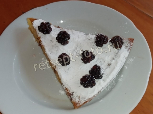 Шарлотка на кефире с яблоком и грушей