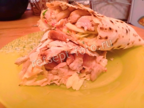 Шаурма с курицей и картошкой