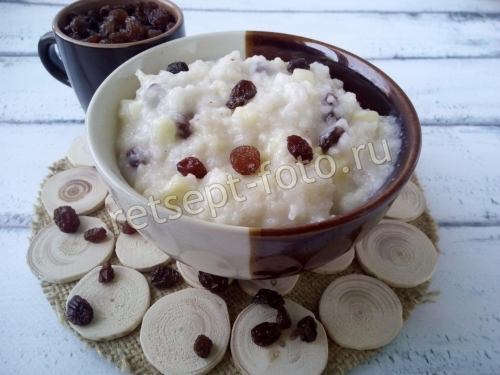 Сладкий рис с яблоками и изюмом ребенку 1,5 года