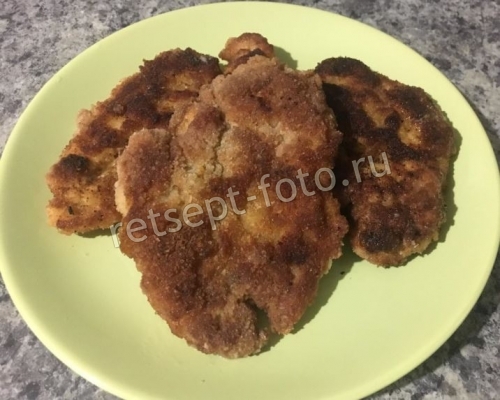 Сочные куриные отбивные в кляре и сухарях