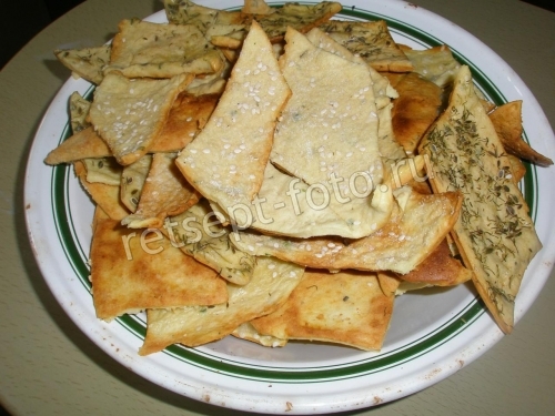 Соленое печенье с сыром и кунжутом