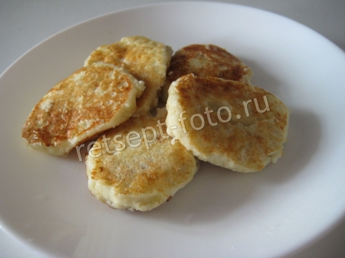 Сырники с овсяными хлопьями и медом без муки