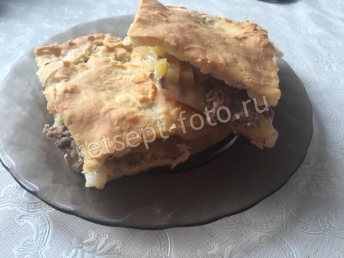 Татарский балиш с фаршем и картошкой