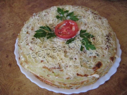 Торт из кабачков с плавленым сыром и помидорами