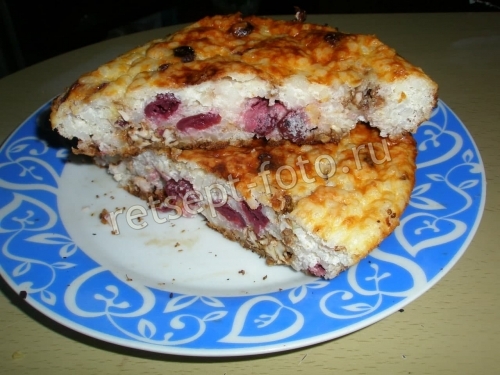 Творожная запеканка с рисом и вяленой вишней