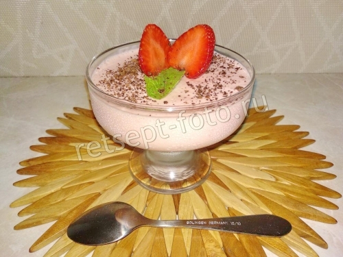 Творожный десерт с клубникой и желатином