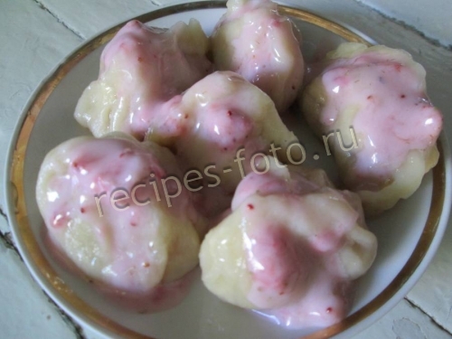 Вареники с клубникой. Тесто на картофельном отваре