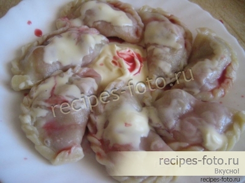 Вареники с вишней из теста на молоке