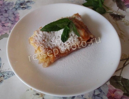 Заливной пирог с персиками