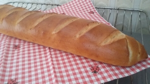 Батон в духовке 