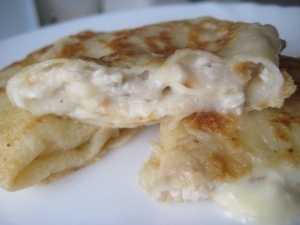 Блины с курицей и сыром 