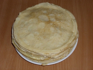 Блины на молоке и газированной минералке 